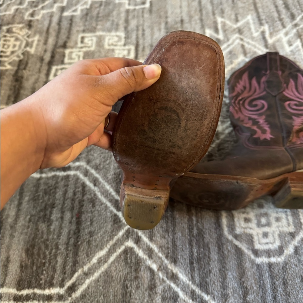 Western boots - Picture 6 of 7